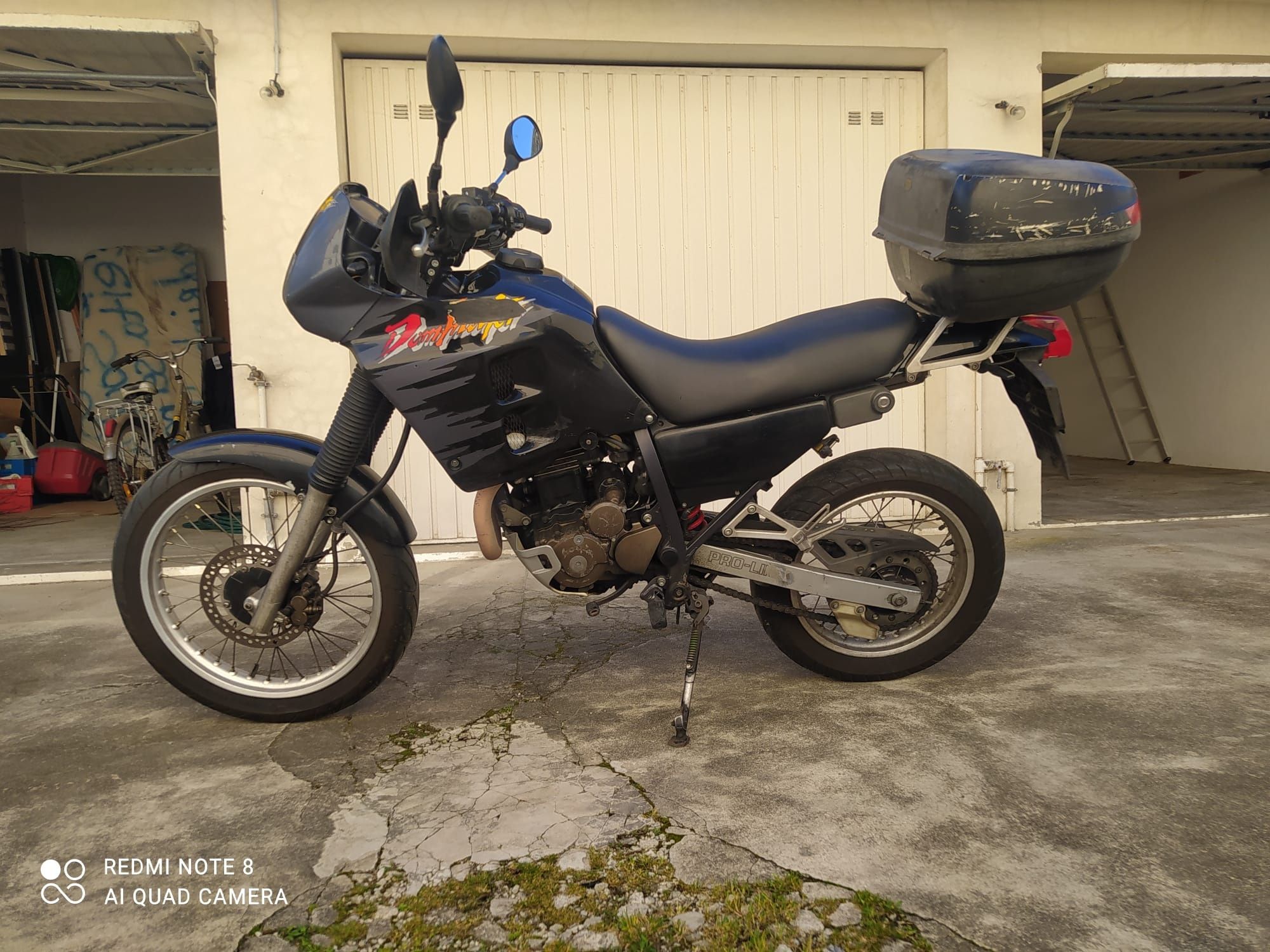 Honda NX250 Dominator