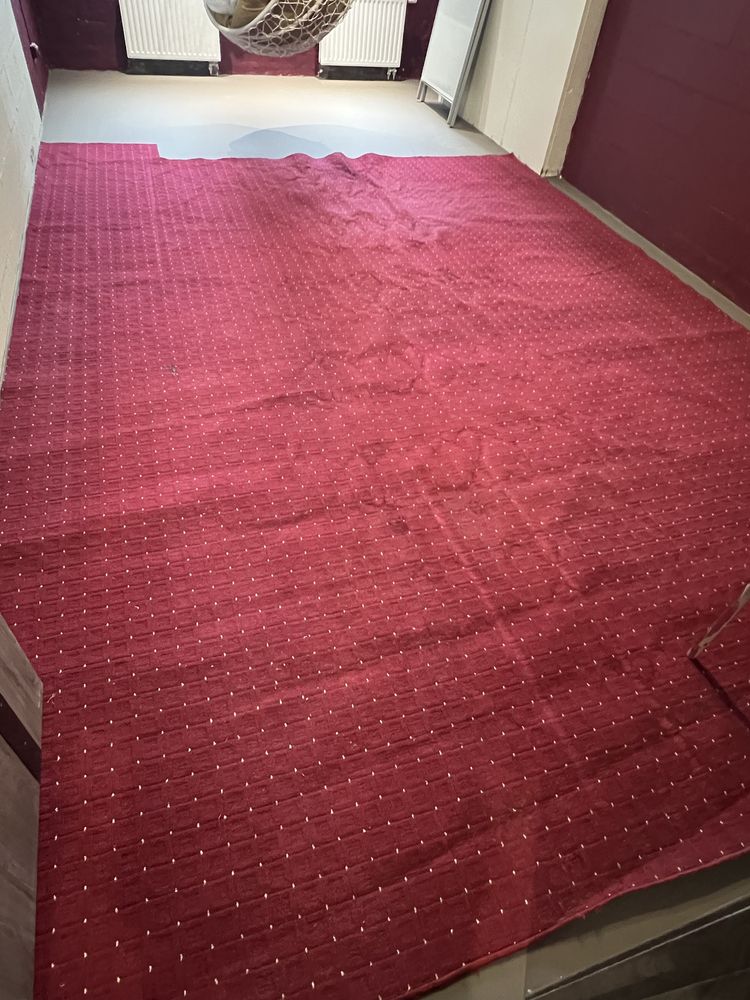 Продам килим б/у