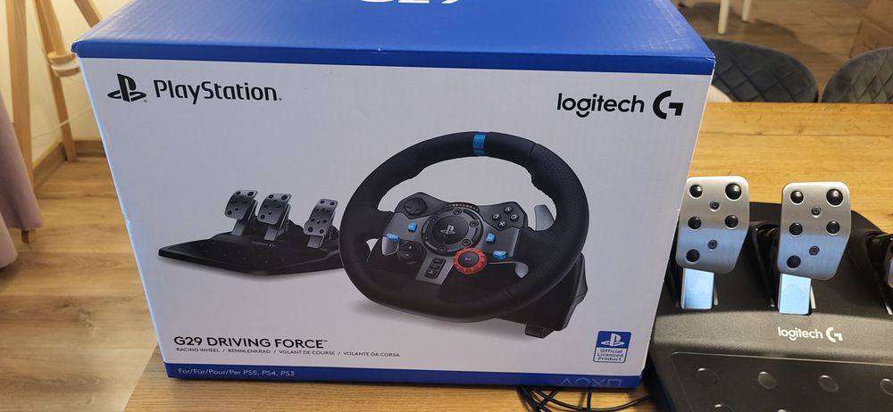 Kierownica PS5 / PS4 / PC Logitech G29 + drążek zmiany biegów