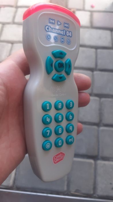 Развивающая игрушка Chad Valley Fun Gadget Remote.Новая.Рабочая.