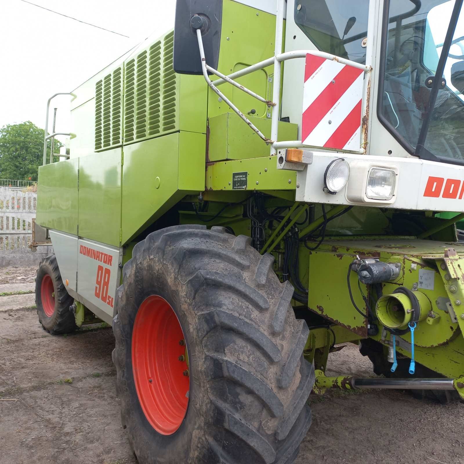 Комбайн зерновий Claas Dominator 98sl