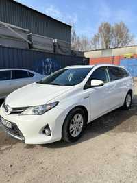 Toyota Auris 1.8 Hybryd 2014r