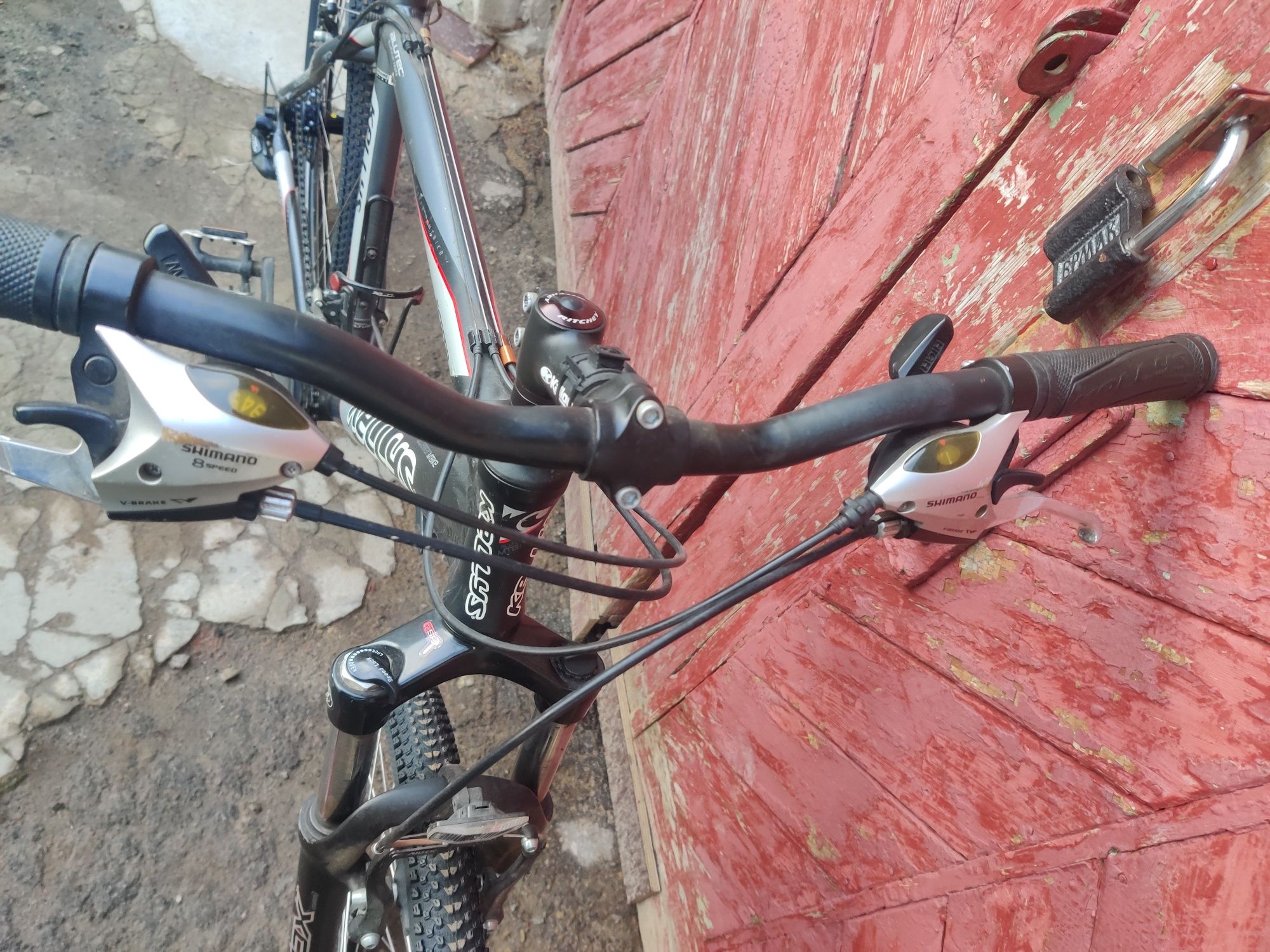 Велосипед Kellys 26 shimano deore