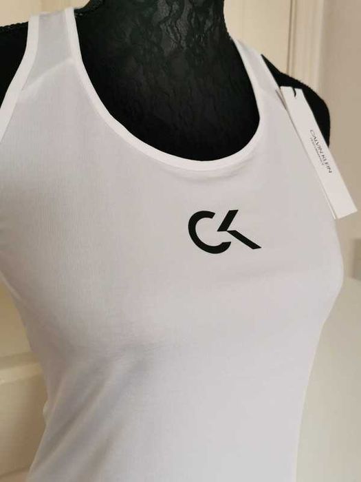 Biały sportowy top Calvin Klein Performance