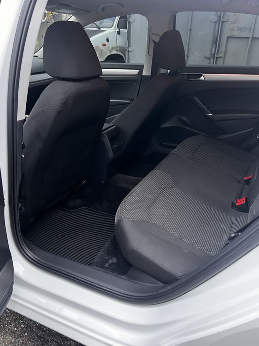 Пассат В8 бензин, автомат