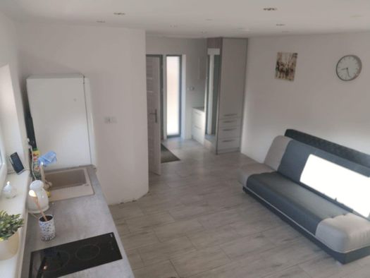 Studio- apartament dla 2-3 osób /osobny budynek-wejście ! Parking