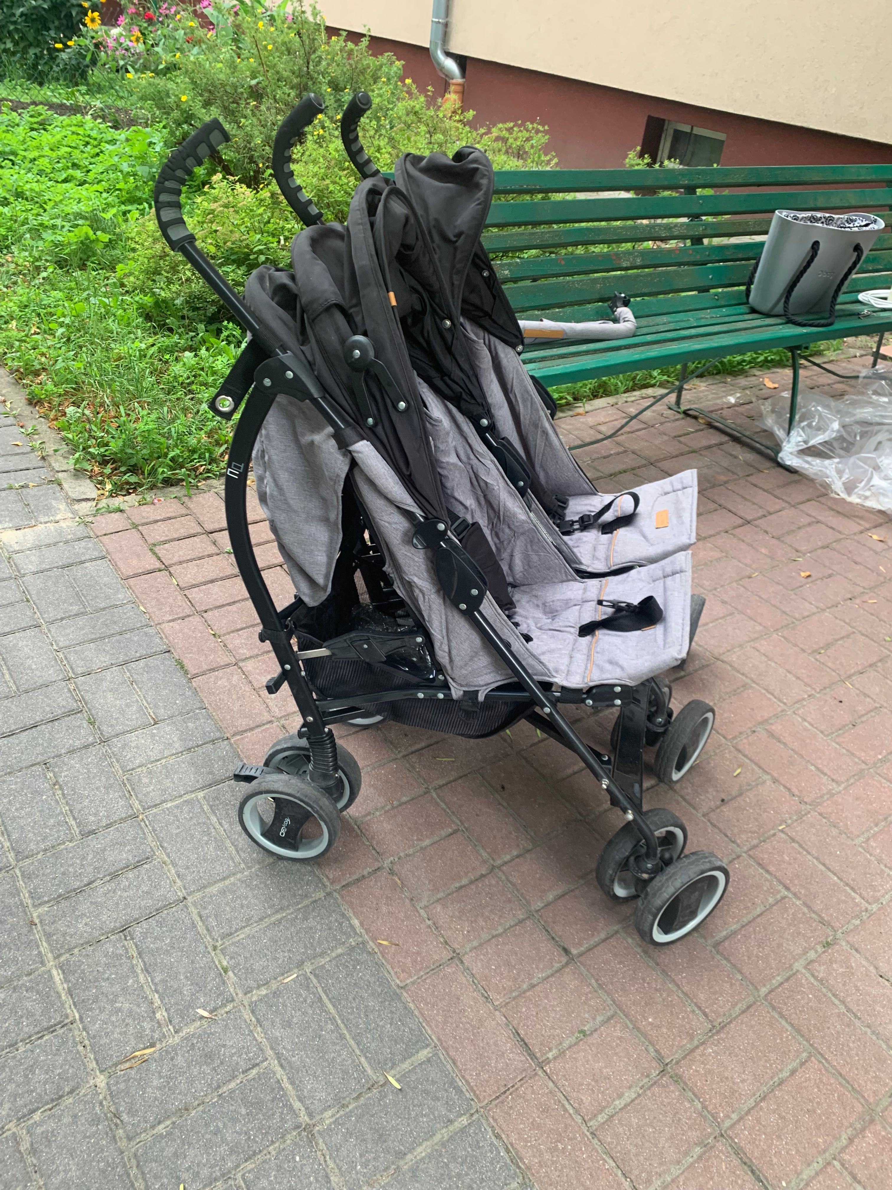 Spacerówka podwójna, Easy Go!  zajmuje mało miejsca