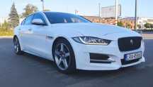 Jaguar XE Jaguar XE bogate wyposażenie niski przebieg