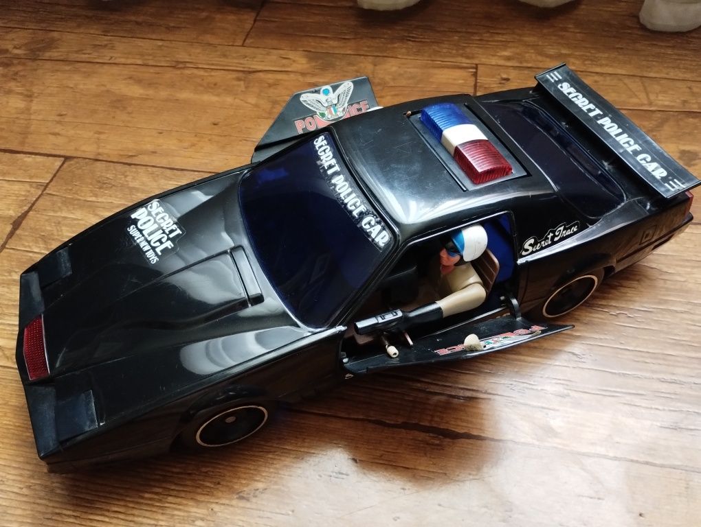 PRL stary model Pontiac Police auto samochod