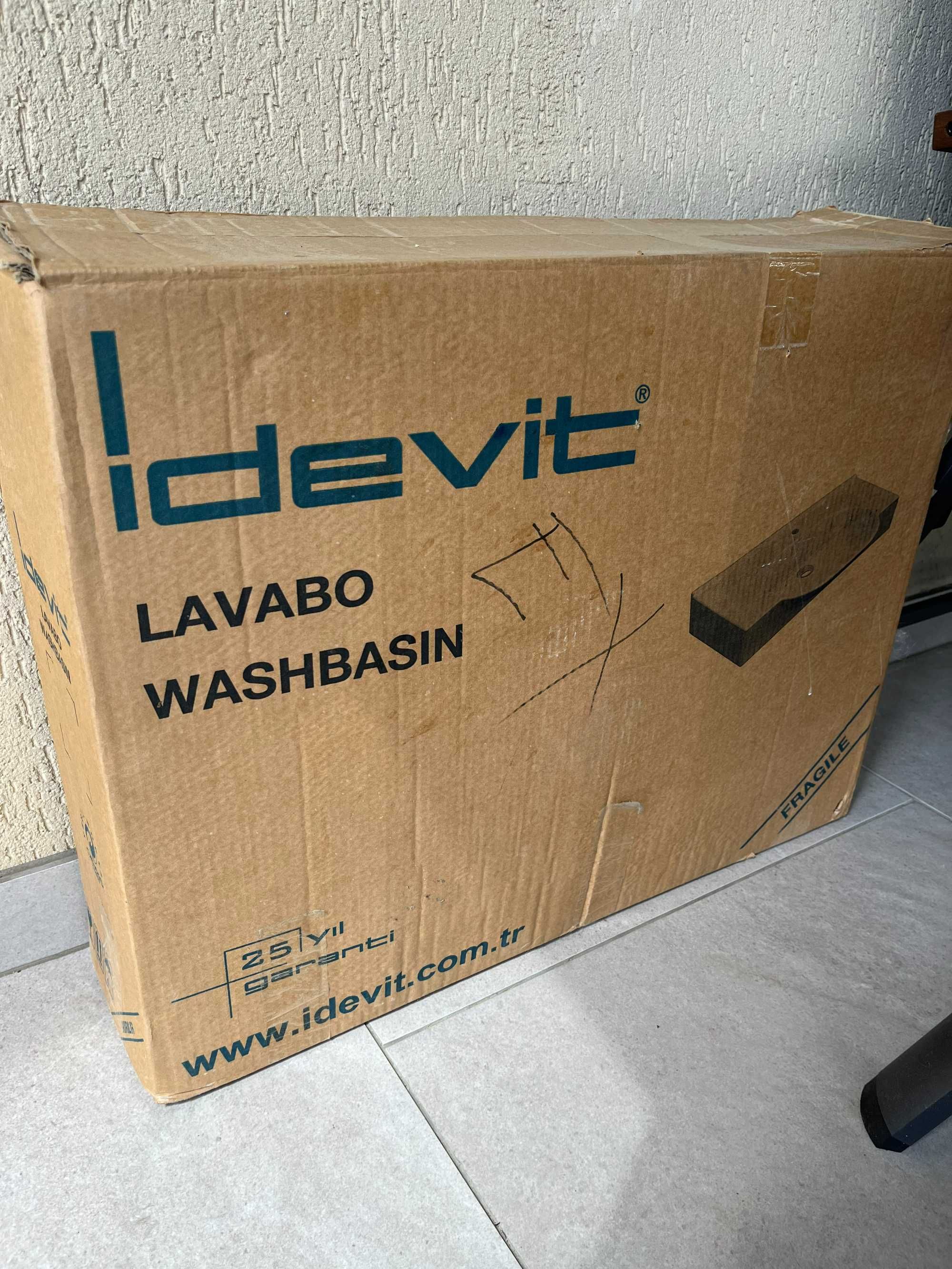 Умивальник IDEVIT VEGA 50х65