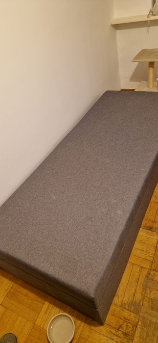 Łóżko z przechowywaniem