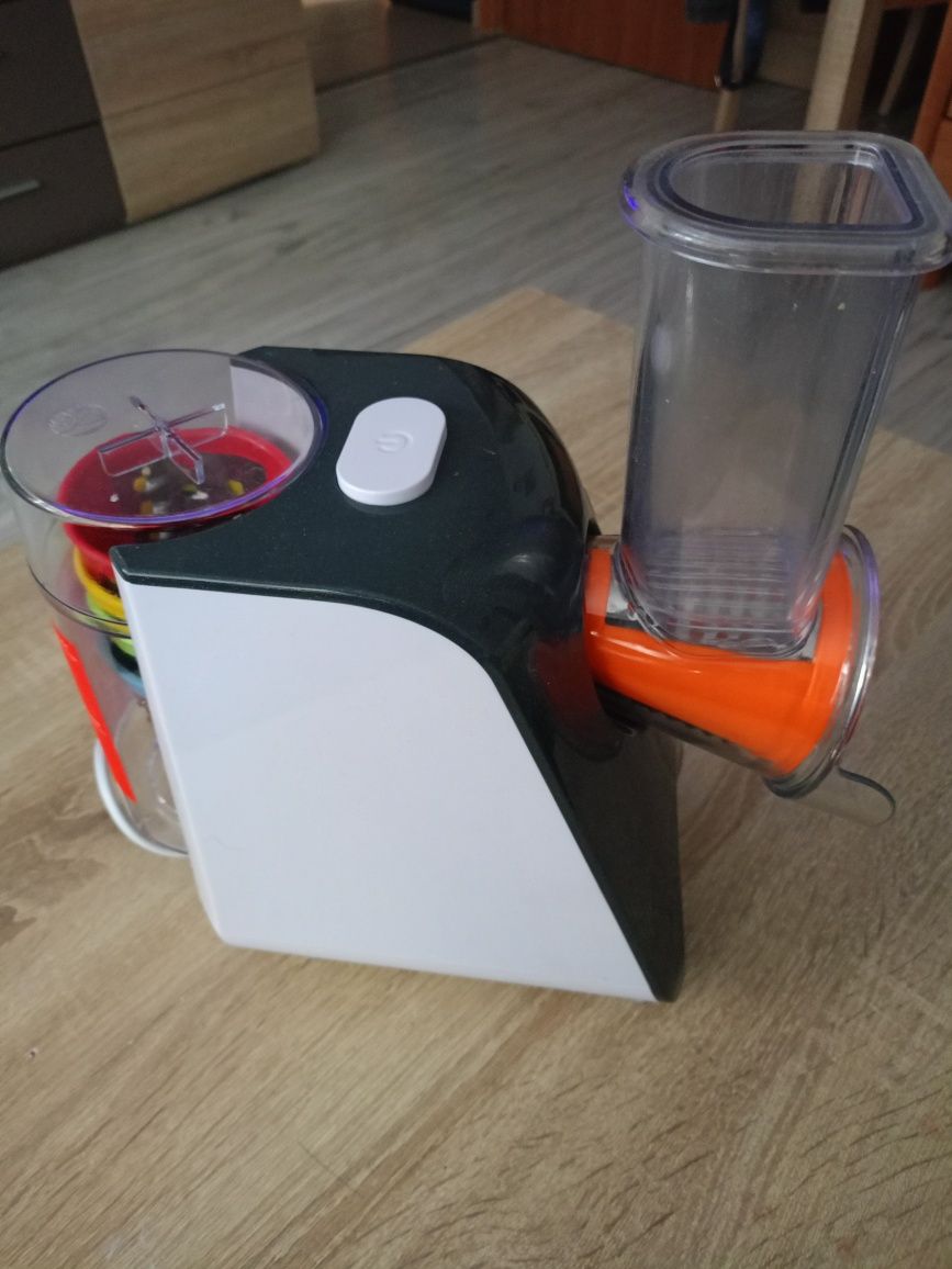 Tarka do warzyw elektryczna