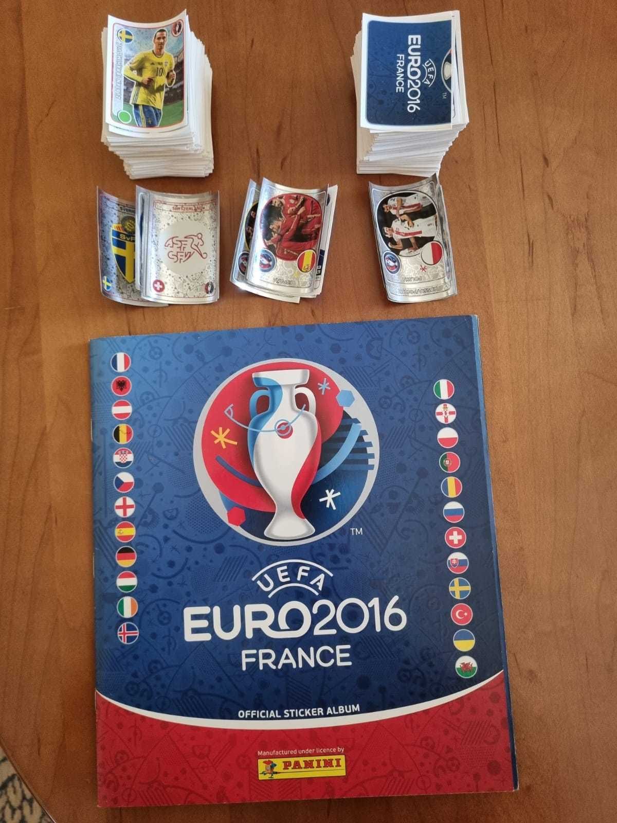Caderneta Euro 2016 + 260 cromos por colar