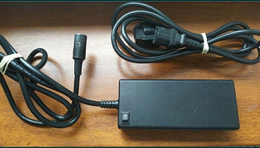 Zasilacz ATARI 520 ST / 260 ST