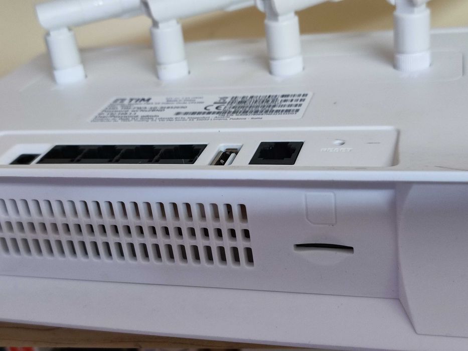 Router ONDA 4G+ 600Mbps com Antenas