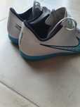 Halówki 35.5 Nike