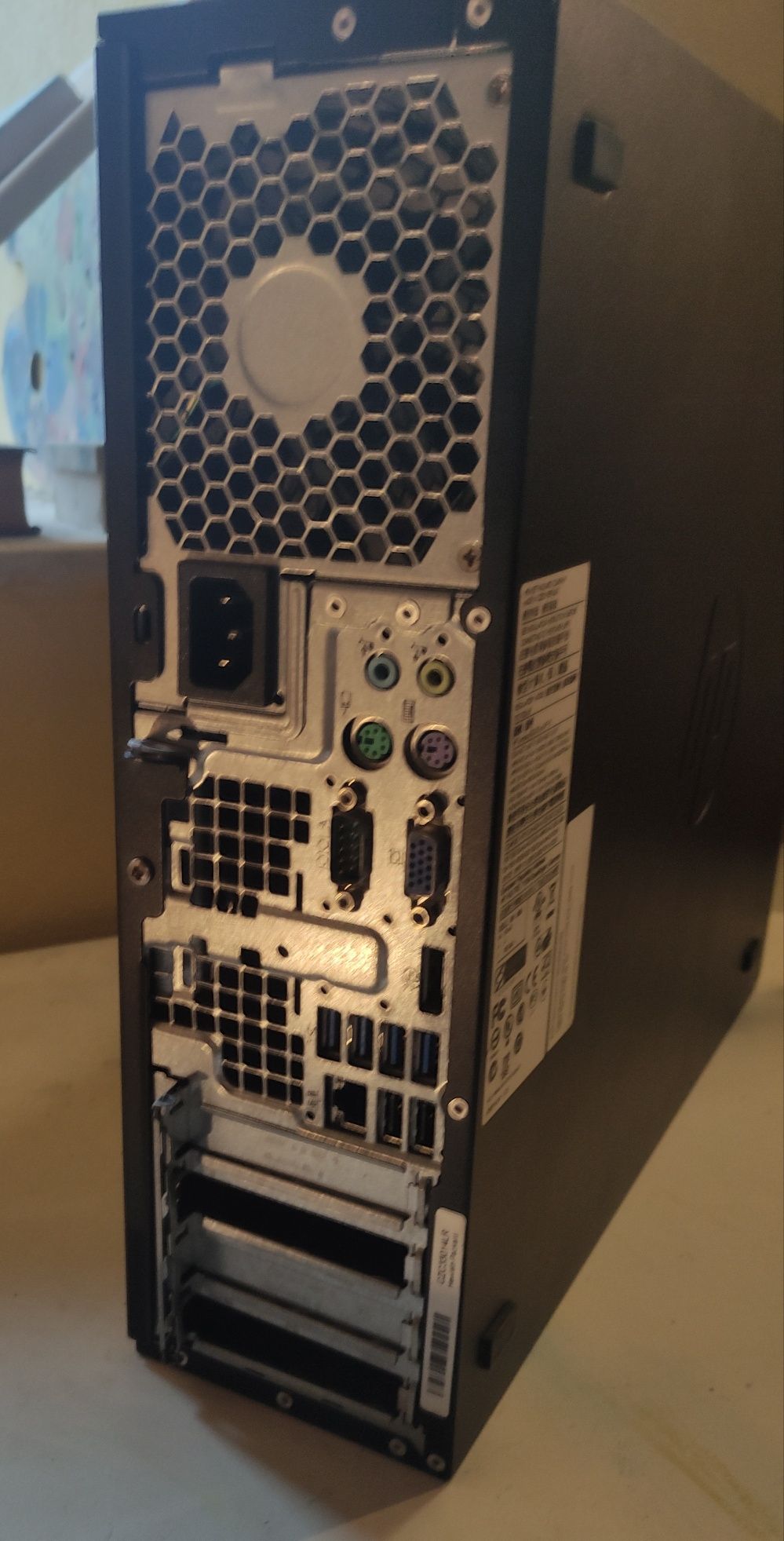 HP Compaq Elite 8300 SFF