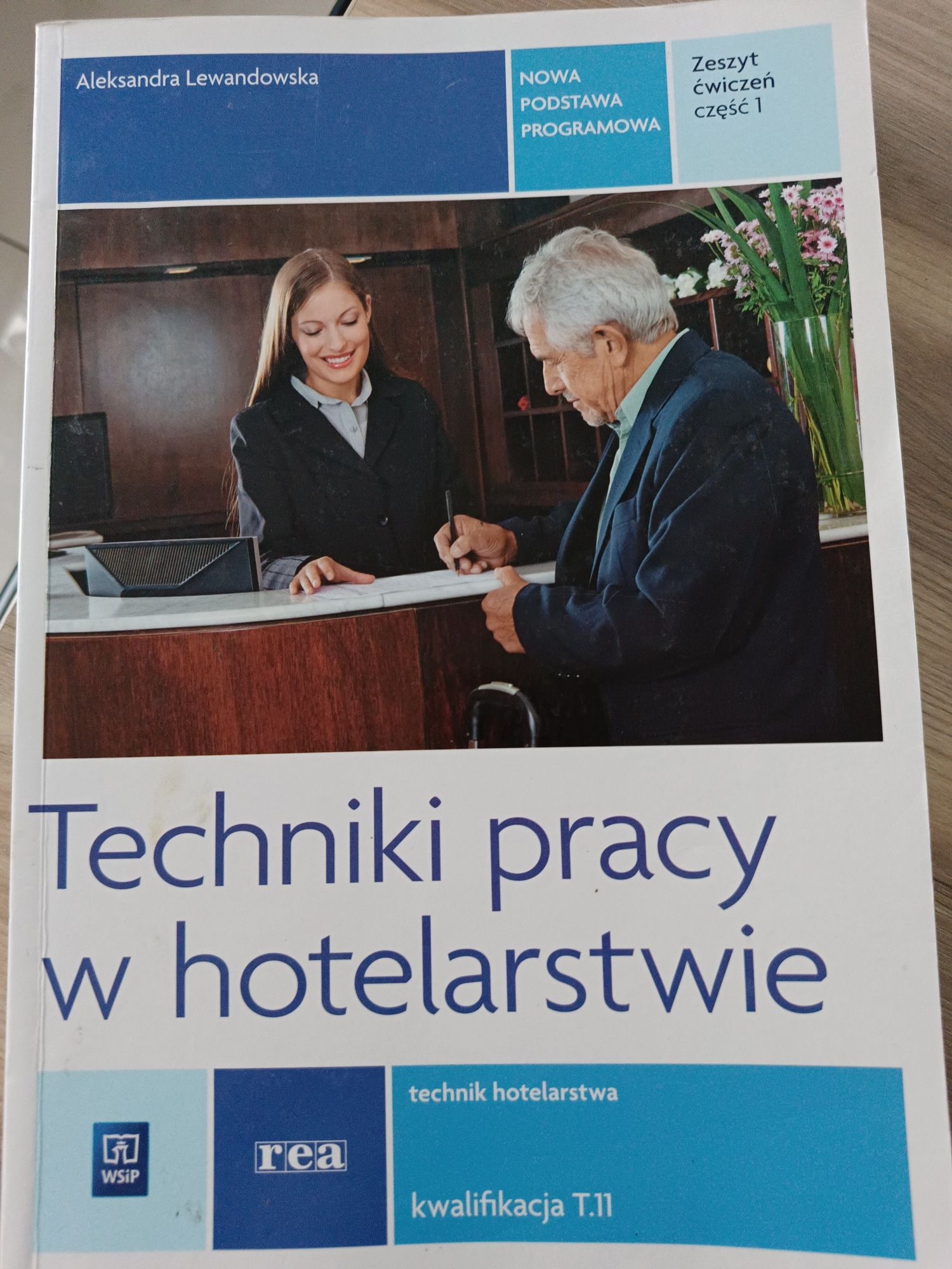 Techniki pracy w hotelarstwie wsip