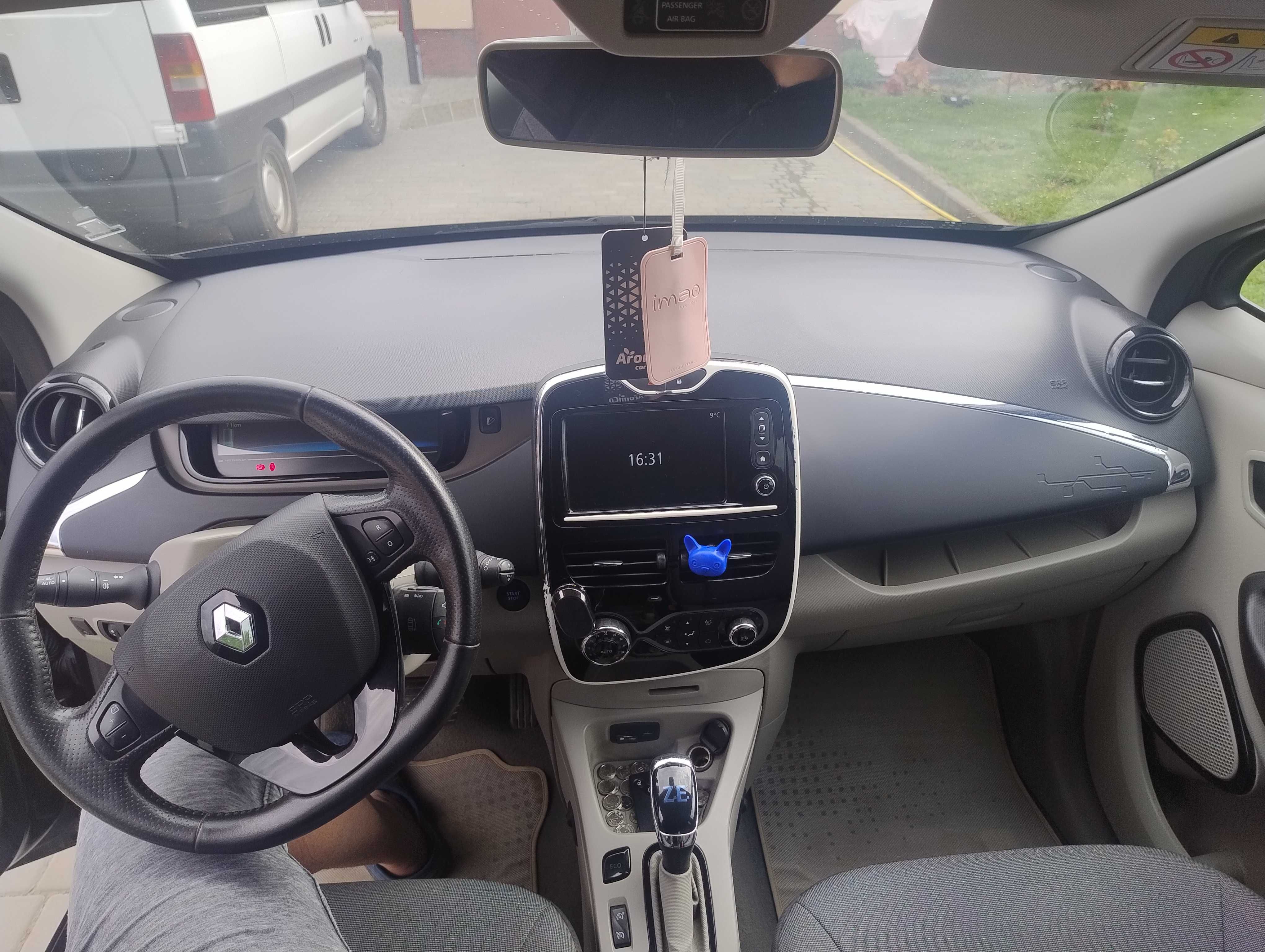 Renault Zoe 25.9кв .2016року