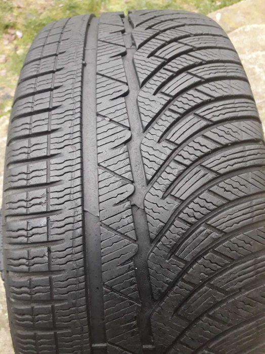 Zima Michelin 235/45 R17 6mm