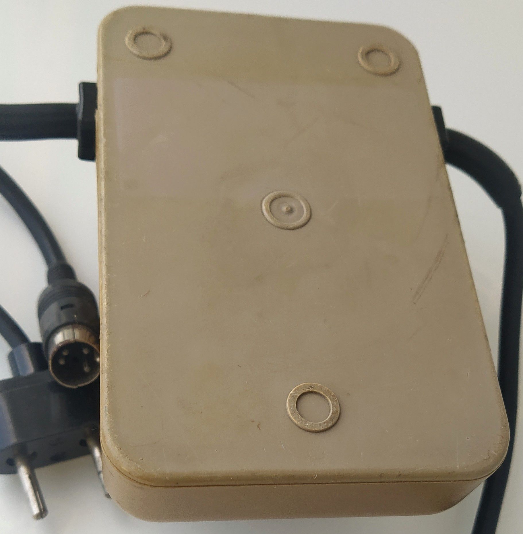 Блок живлення Commodore С64