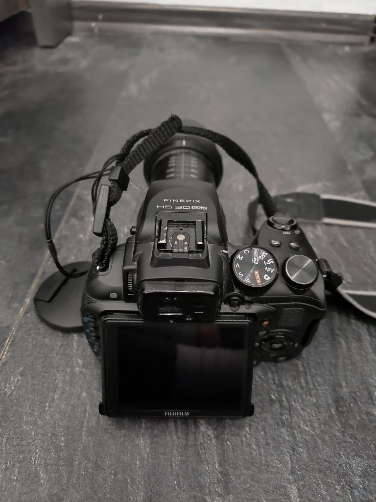 Aparat fujifilm z akcesoriami