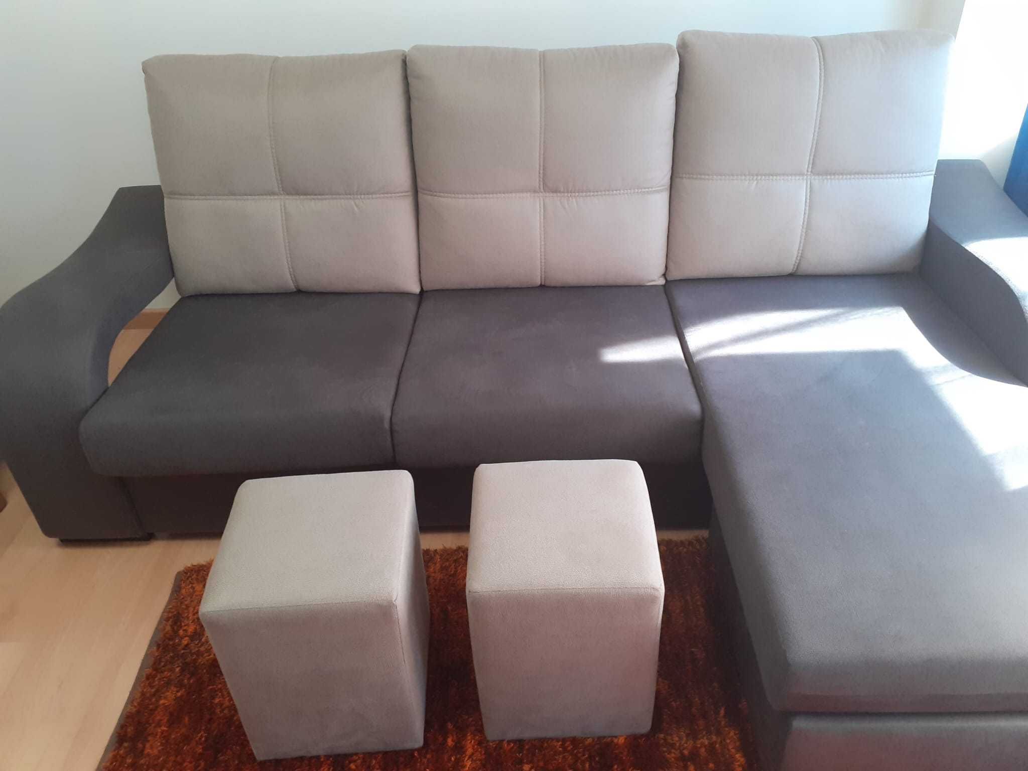 Sofá Chaise Longue em Excelente Estado - 2 puffs
