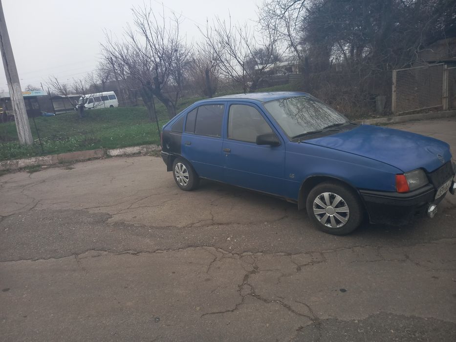 Продам Опель на полном ходу