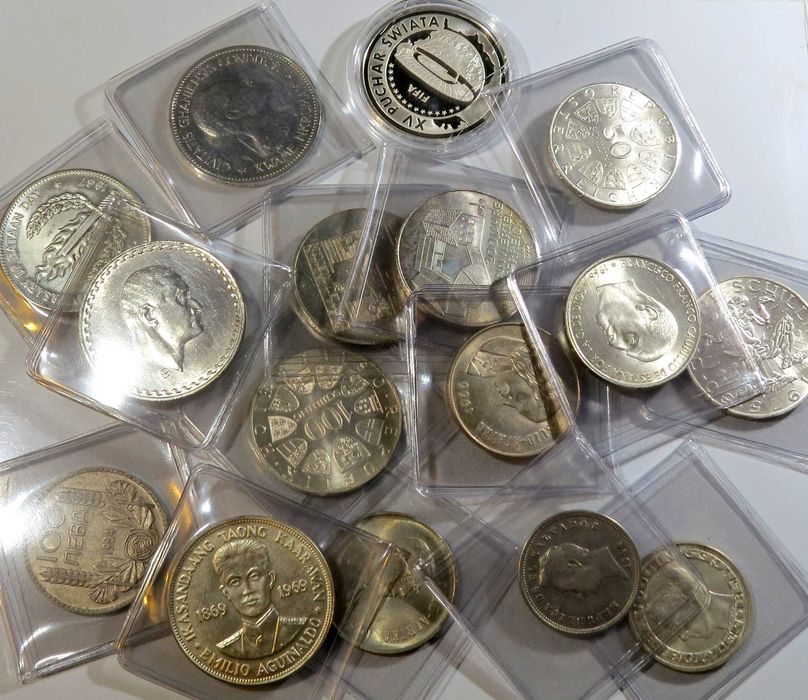 Moedas Prata. Venda á unidade ou o lote. 1,2€ fino.