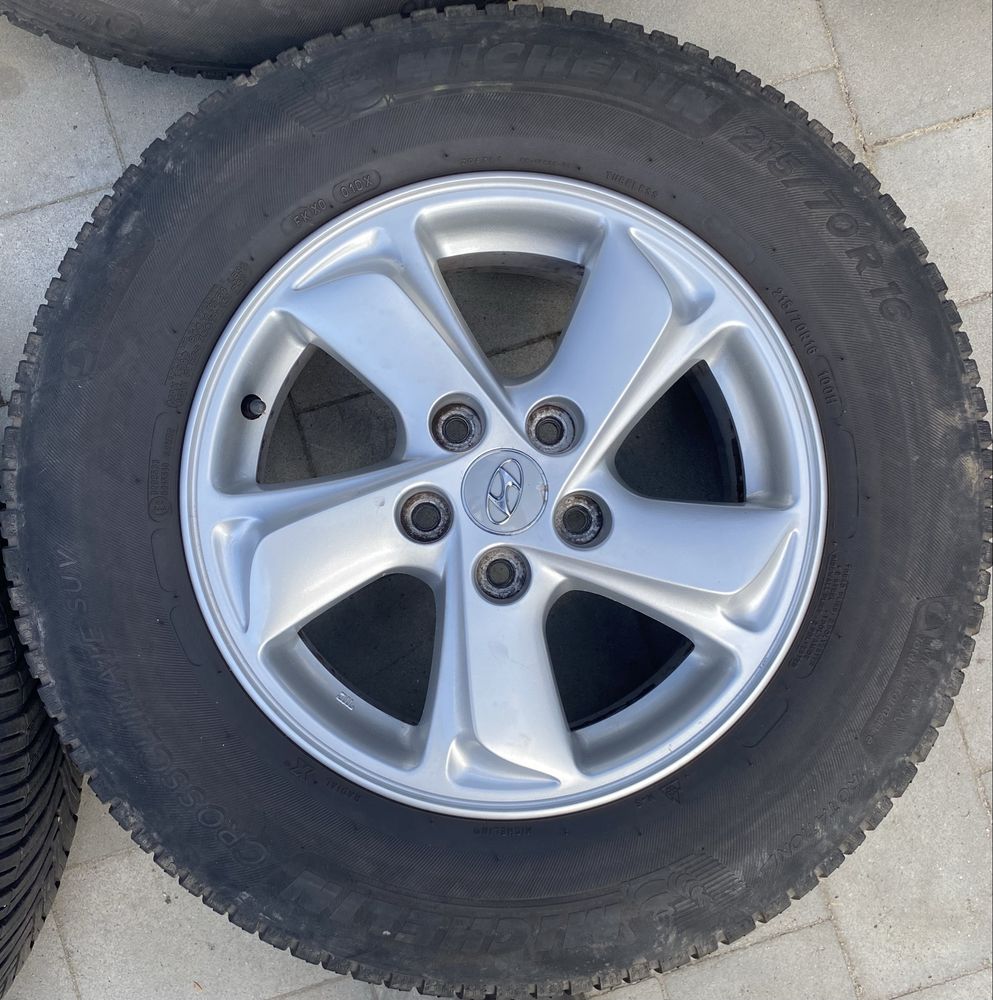 Alufelgi z oponami 215/70 R16 Hyundai IX35 Tucson Kia Sportage ASX