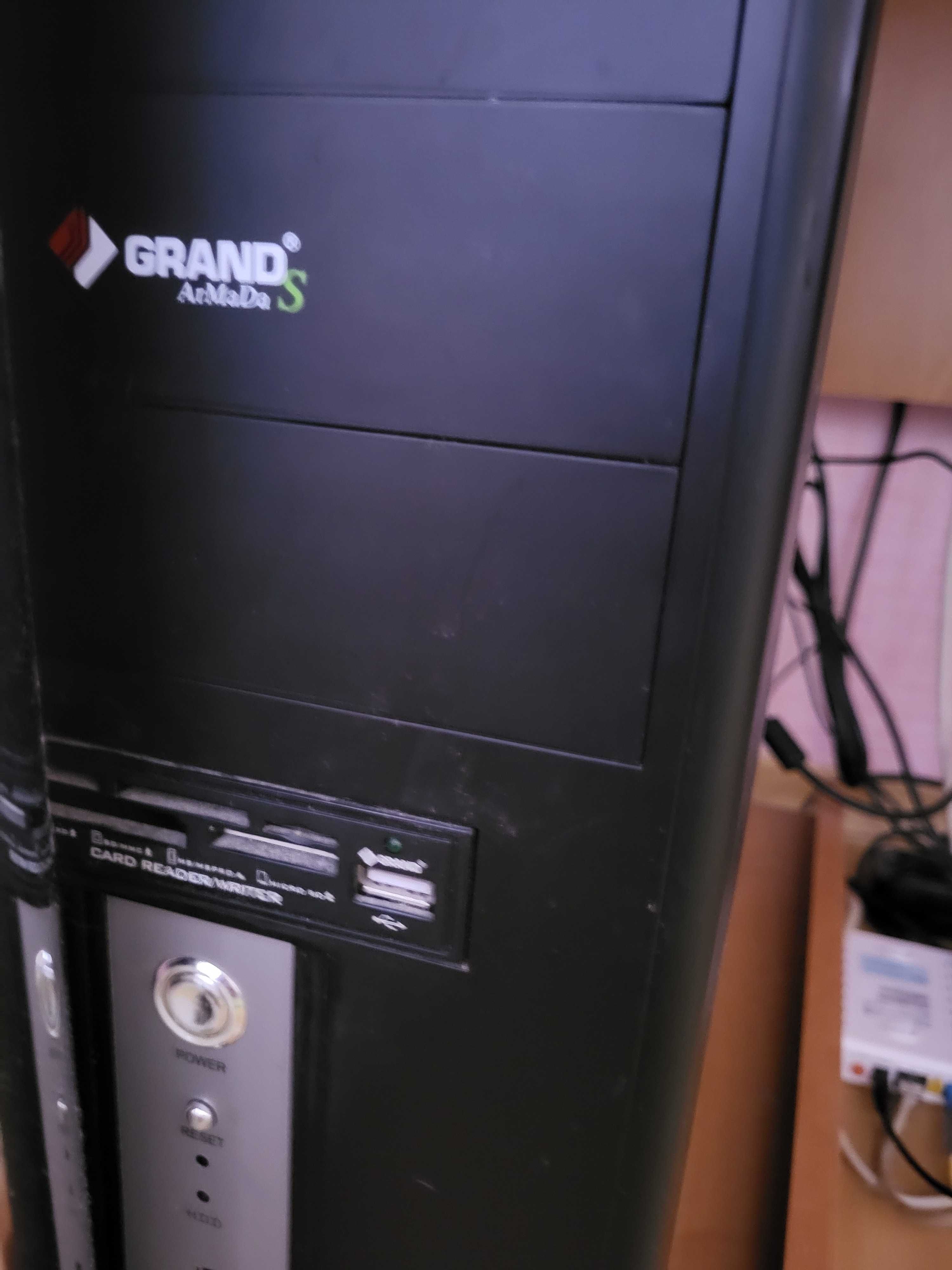 Продається комп'ютер+ монітор+ принтер+ клавіатура+мишка+колонки