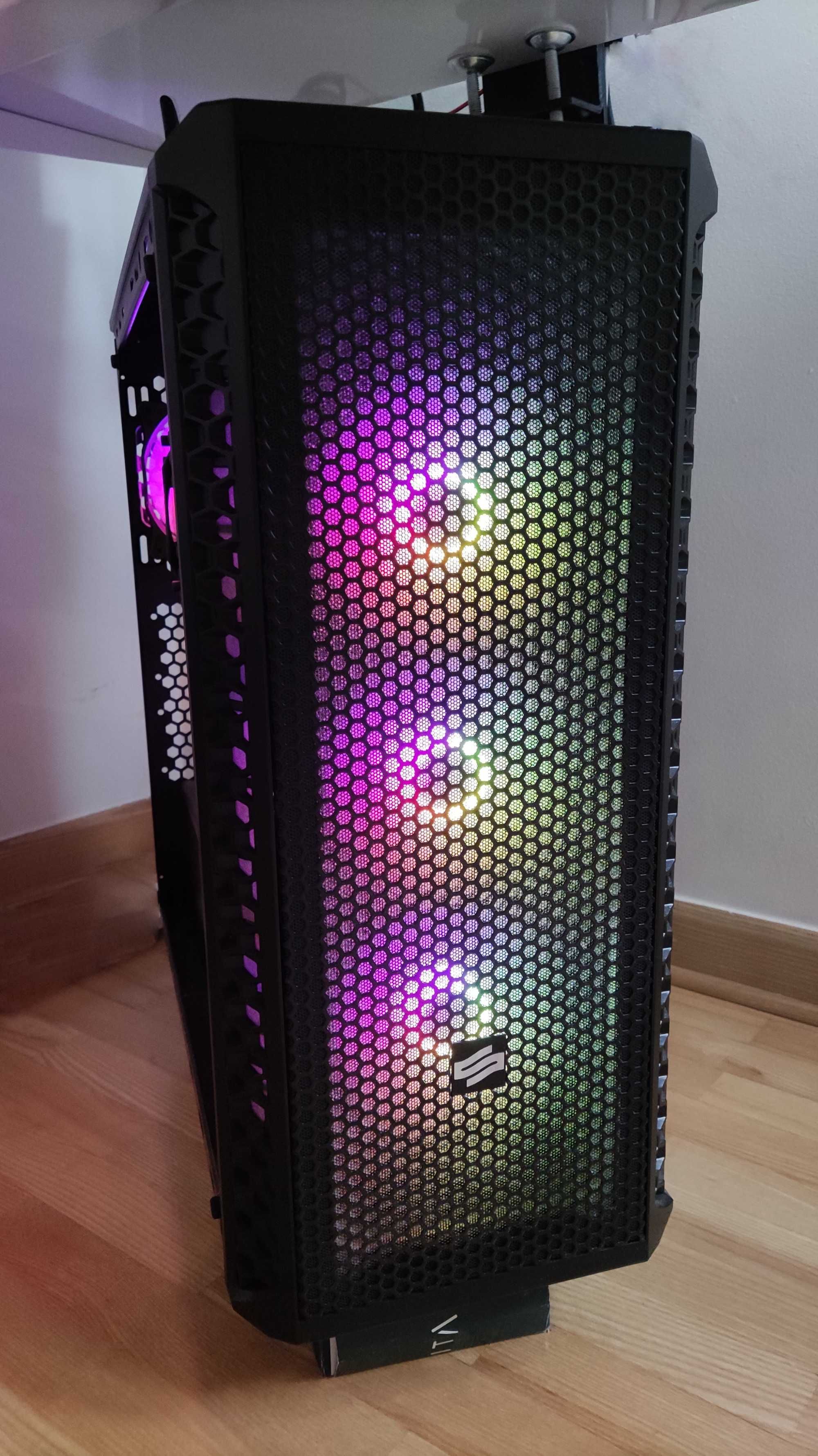 Komputer stacjonarny, AMD Ryzen 7 3800X, 64GB RAM i 3 dyski SSD po 1TB