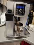 Delonghi cappuccino ekspres ciśnieniowy automatyczny  kawy  mleczne