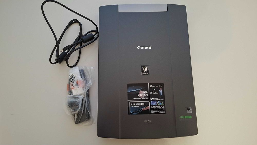 Skaner CanonScan Lide 210
