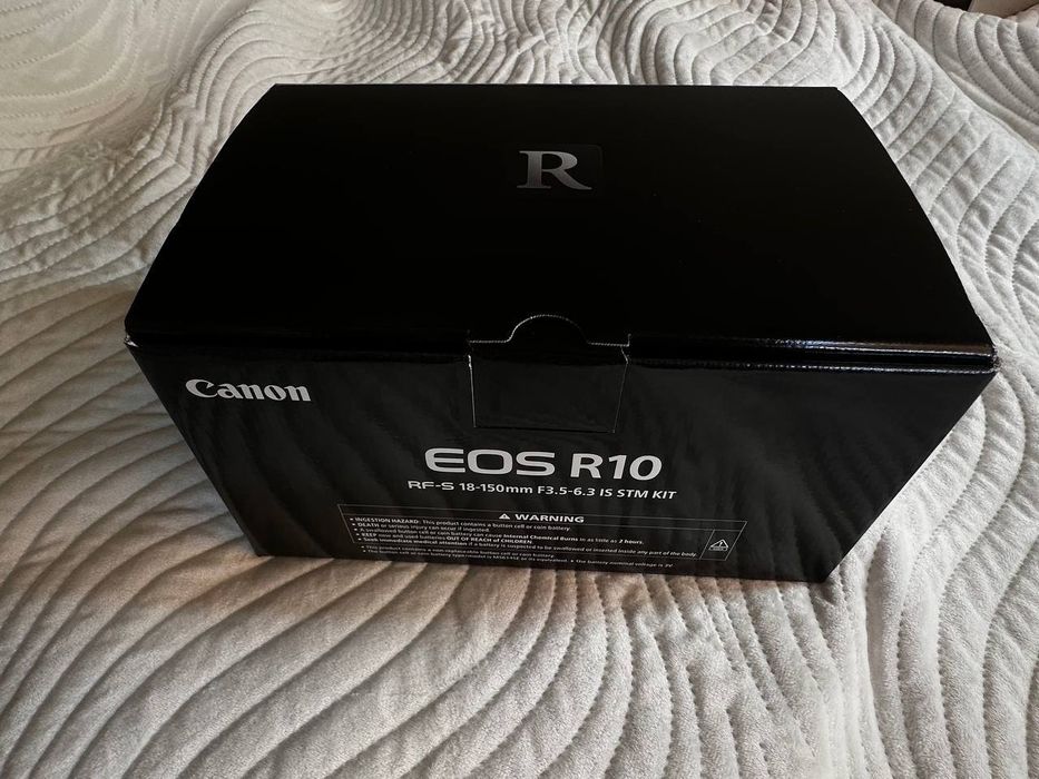 Фотоапарат Canon 5331C017EOS R10 Камера нова