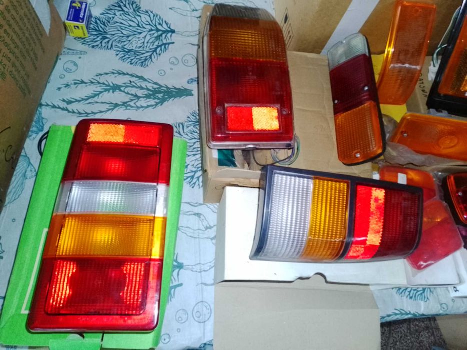 Clássicos antigos faróis ,farolins