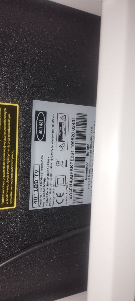 Vendo televisão blaupunkt 40' com suporte para parede