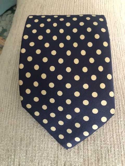 Gravata azul com bolas brancas 100% seda, marca Yves Saint Laurent