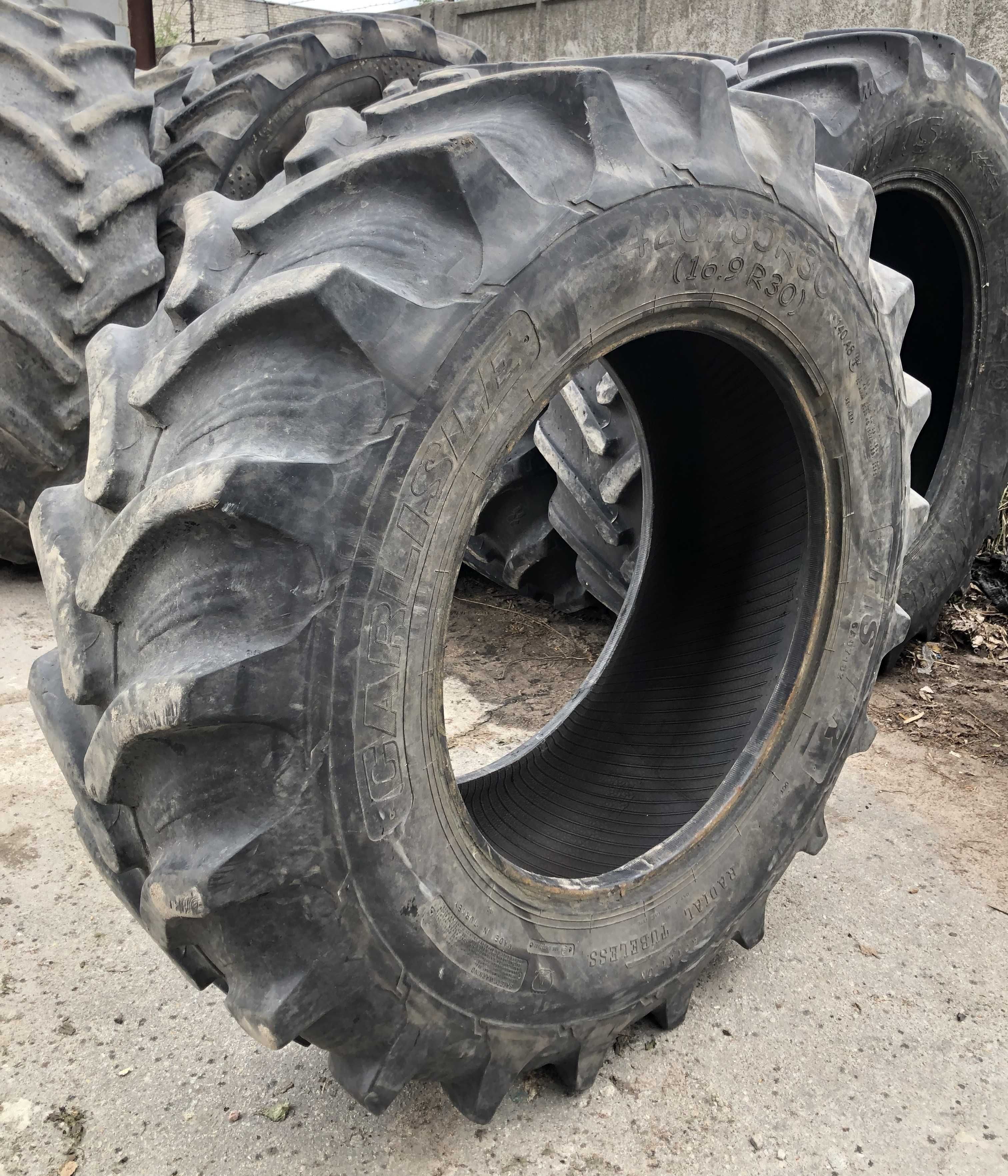 Шини 420/85R30 (16.9R30) Carlisle для сільгосптехніки