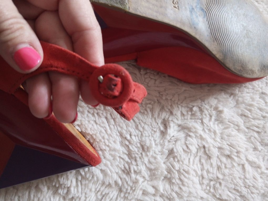 Buty damskie czółenka Marco Tozzi na obcasie obcasy koturny viral