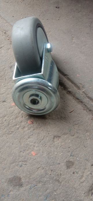 Аппаратное колесо поворотное с отверстием 3205-ST-100-R