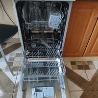 Посудомийна машина вбудована Indesit DSIE 2B10
