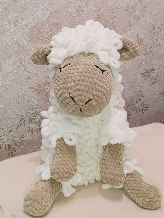 Вязаная игрушка, іграшка,зайчик , подушка груди,грудь , мішка, медведь