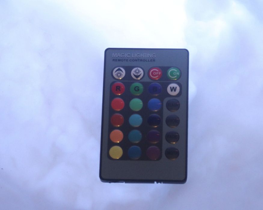 Skałka lodowa, podświetlana LED RGBW z pilotem, Made in Italy