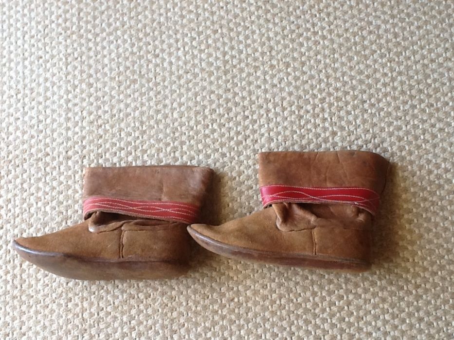 Bota chã, ou bota de vilão, calçado do traje típico da ilha da Madeira