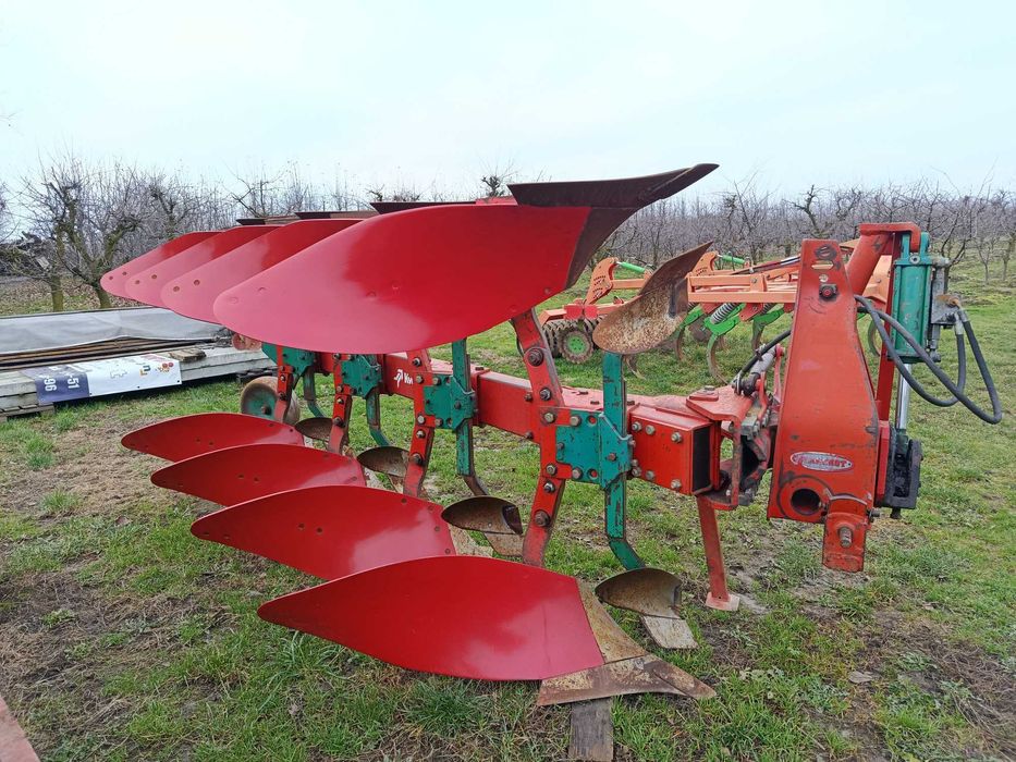 Pług 4 kverneland LD. Lemken 3 skiby. Vogel Noot