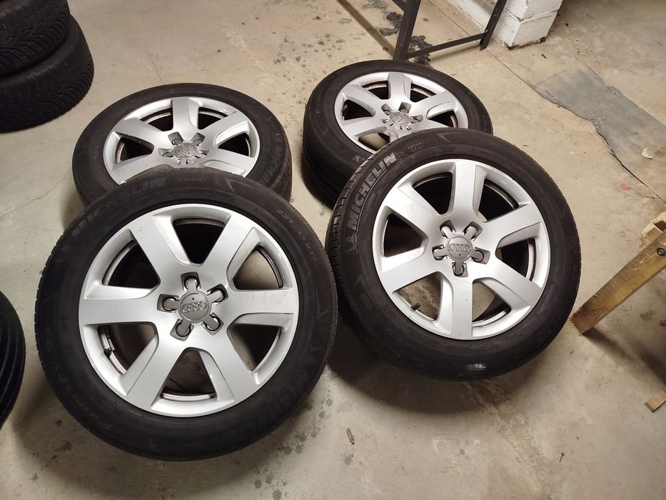 Alu Felgi 17 cali 5x112 Audi A6 C7 C8, Q5, A4 B8 B9 4G0.601.025BK