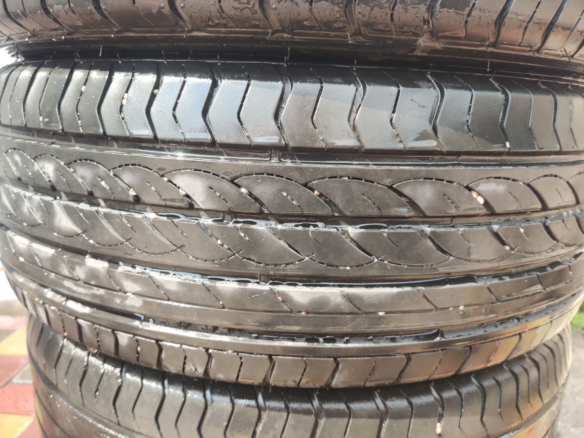 Продам шины 195/55 R16 лето