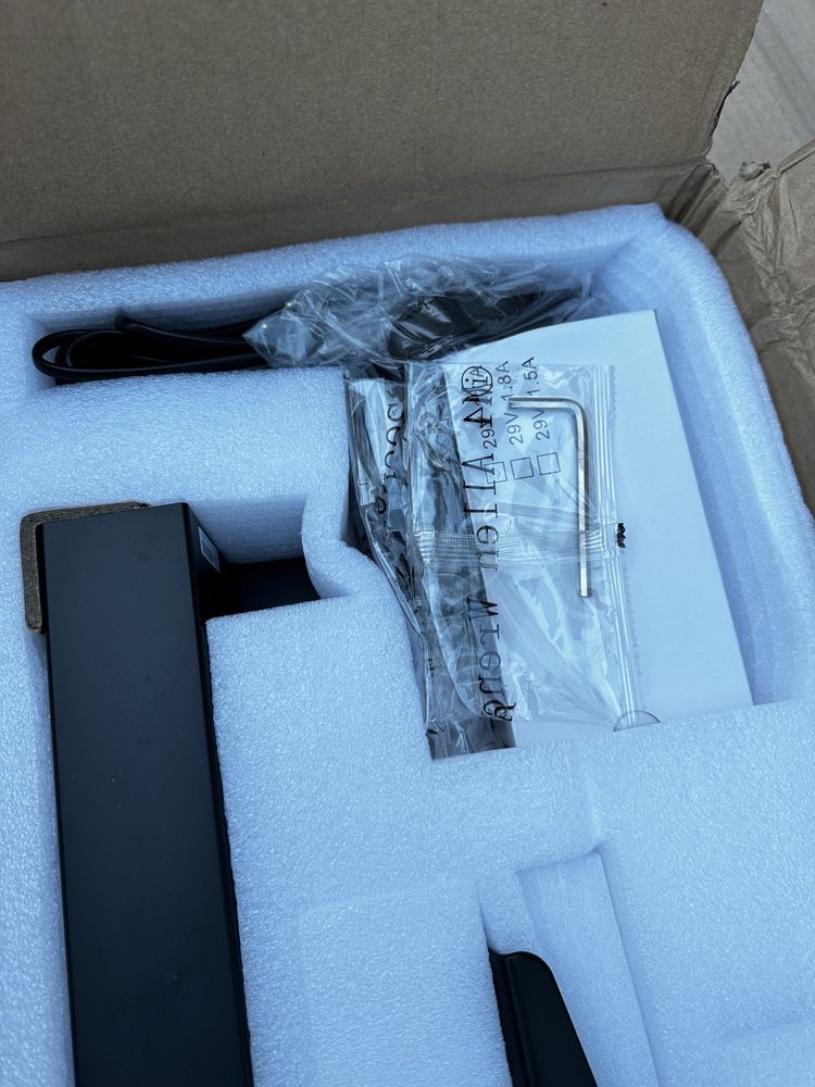 Nowy MAIDESITE stelaż do biurko elektryczne, 4 wysokości, USB, 160 cm!