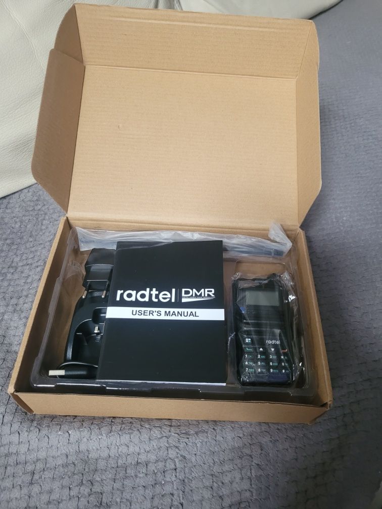Radtel RT-4D trx transceiver analog cyfra DMR airband AM radiostacja